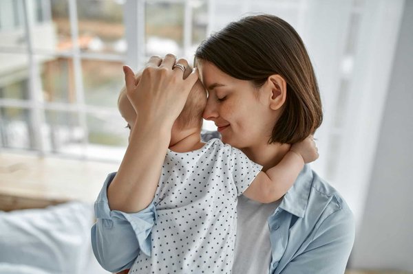 Soins bébé et maman : naturels et bio chez vous